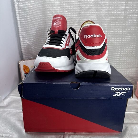 Reebok Men\'s Classic Legacy Sneaker | Black/White/Red | Size:13  M US main image 5